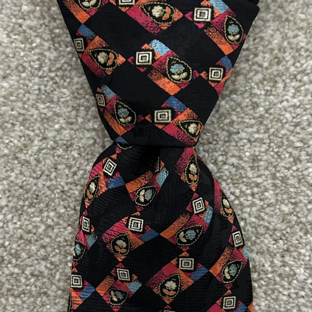 Brioni Roma Men's Silk Tie Hand Made In Italy Geometric Pattern - Picture 1 of 6